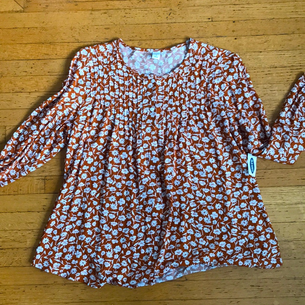 Old navy blouse